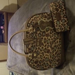 Hello Kitty footed satchel with wallet